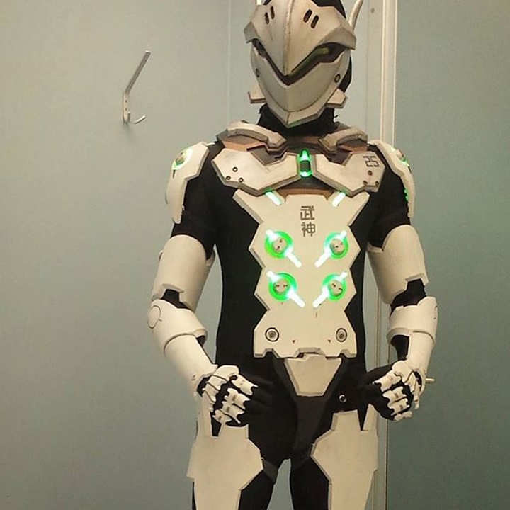 Overwatch-Genji-Cosplay-01